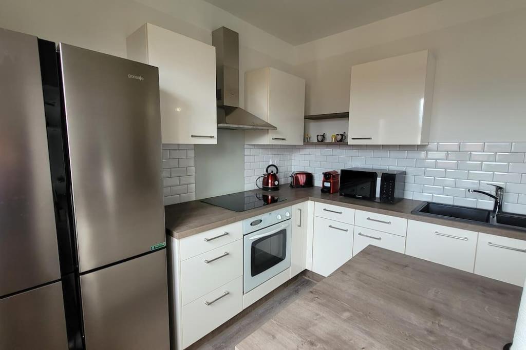 Bel Appartement T5 Neuf Avec 4 Chambres Ταρμπ Εξωτερικό φωτογραφία