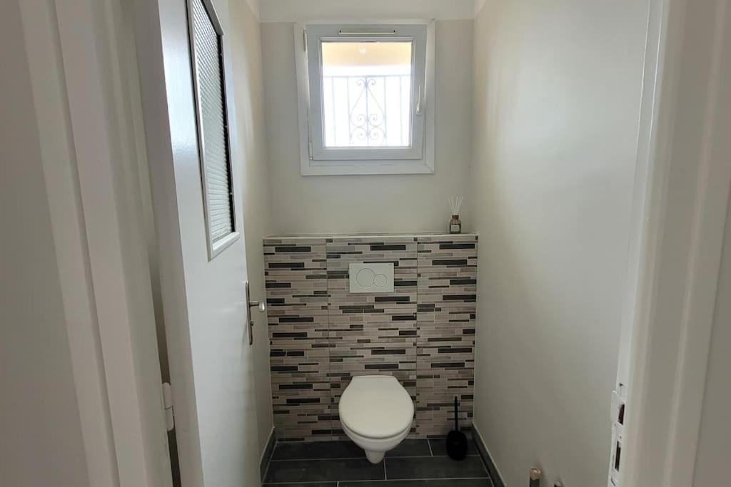 Bel Appartement T5 Neuf Avec 4 Chambres Ταρμπ Εξωτερικό φωτογραφία