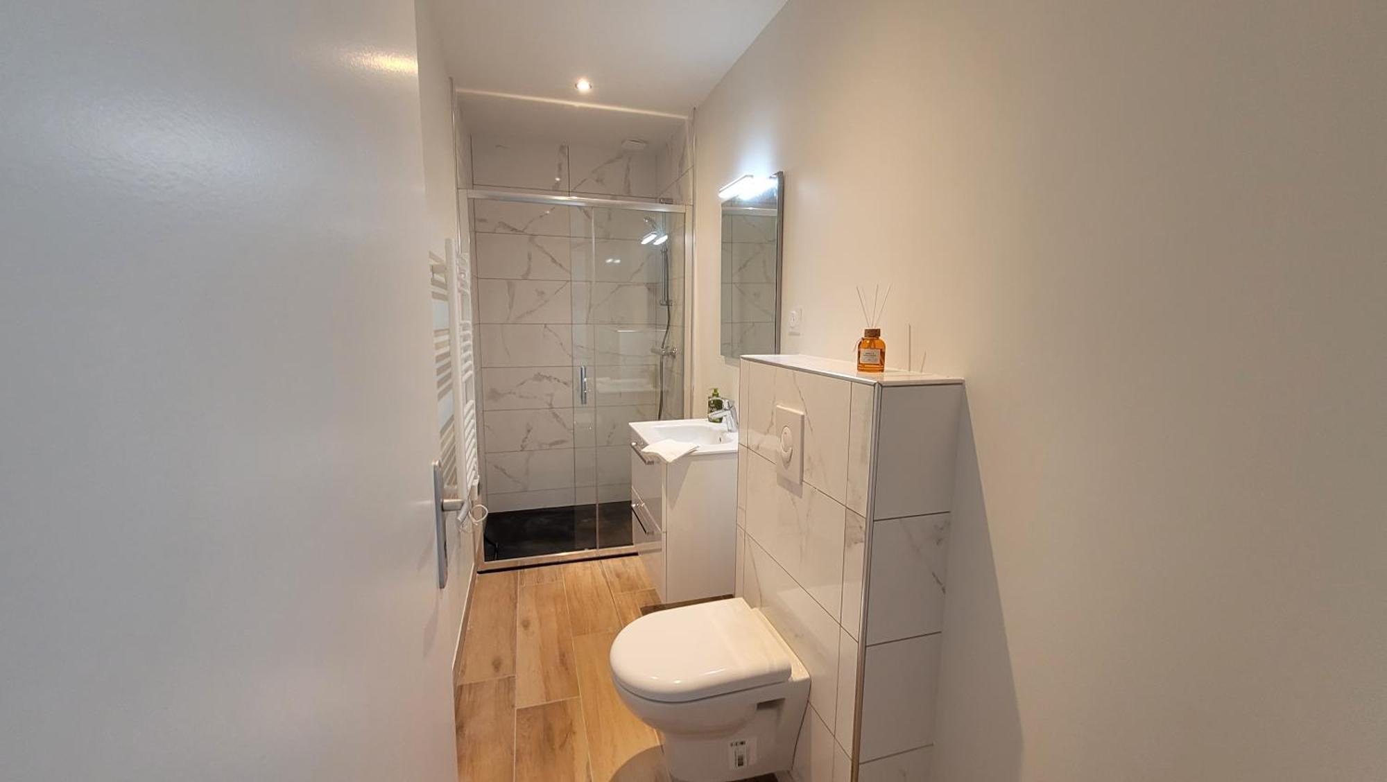 Bel Appartement T5 Neuf Avec 4 Chambres Ταρμπ Εξωτερικό φωτογραφία